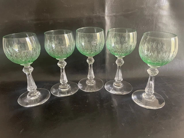 5 verres a vin du Rhin Roemer en cristal couleur pied creux