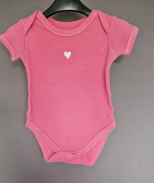 Pacchetto vestiti per bambine età 3-6 mesi. Usato. Condizioni perfette. 3