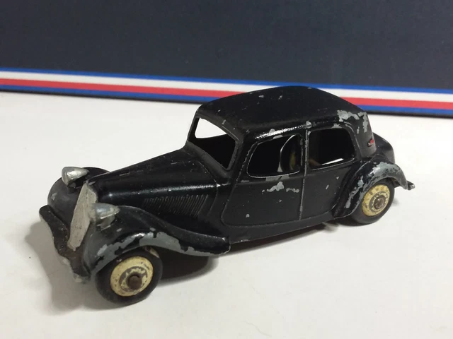 Dinky Toys 24N F Citroen Traction 11BL Malle bombée pare choc