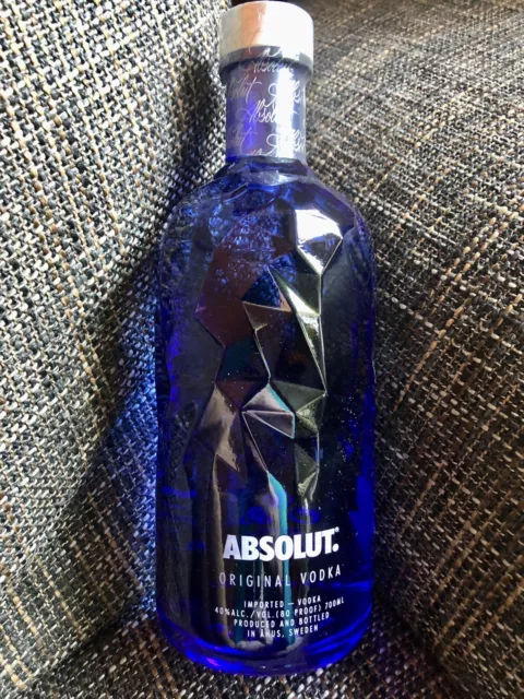 RARITÄT - Absolut Vodka FACET Limited Edition Blue 40% Vol. 0,7 l