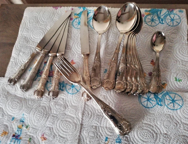 Coffret De Couverts En Métal Argenté Monogrammes - Ménag