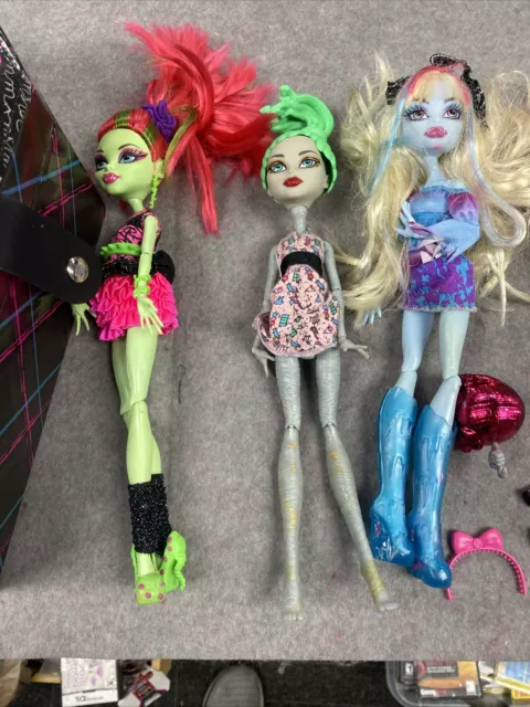 Monster High Doll Lot Of 8 Dolls +Single Shoes + Accessories & Clothing 3