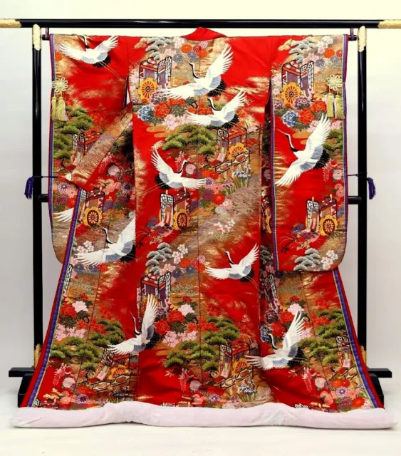 Japanese kimono, UCHIKAKE, Wedding Robe, Gold/Silver, Embroidery, L6' 4"..3199