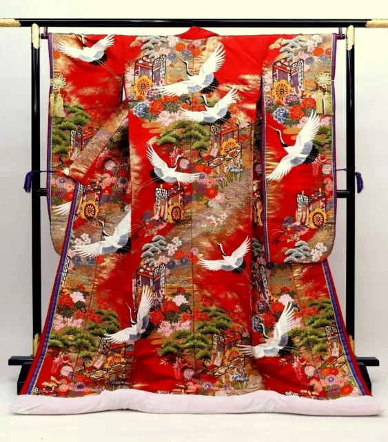 Japanese kimono, UCHIKAKE, Wedding Robe, Gold/Silver, Embroidery, L6' 4"..3199