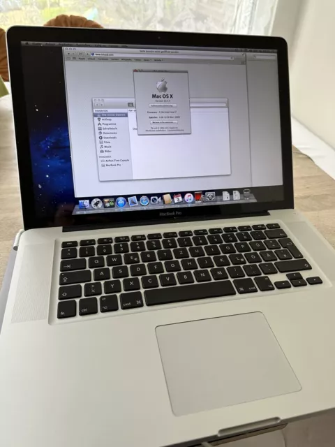 Apple MacBook Pro A1286 15 Zoll Silber  Intel Core i7 2GHz 500 Gb 4Gb Ram
