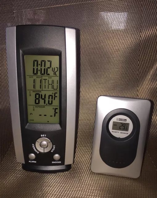 Wirelss Weather Station Digital Alarm Clock w/ Remote Sensor.Battery Operated.