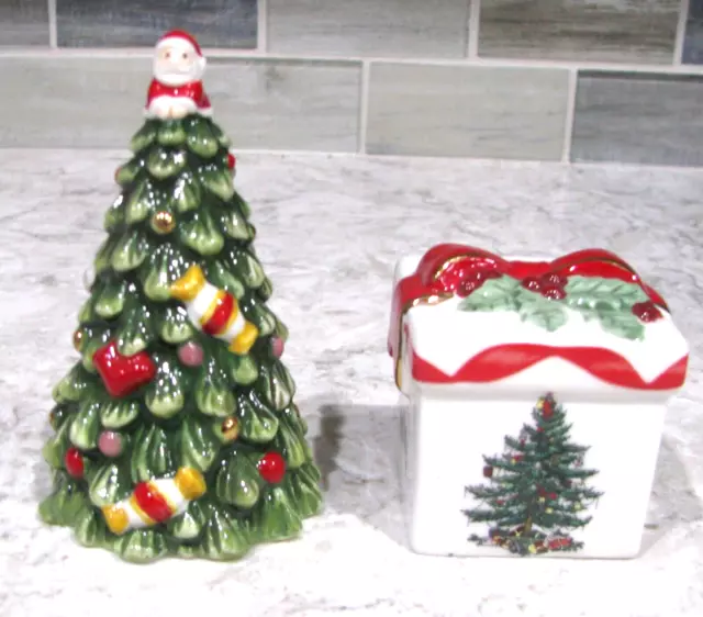 Spode, Christmas Tree & Gift/Present Salt & Pepper Shakers, Porcelain China