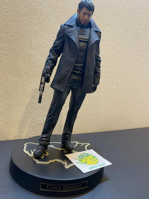 RESIDENT EVIL 8 Village Collector's Chris Redfield Statue Figure Toy ...