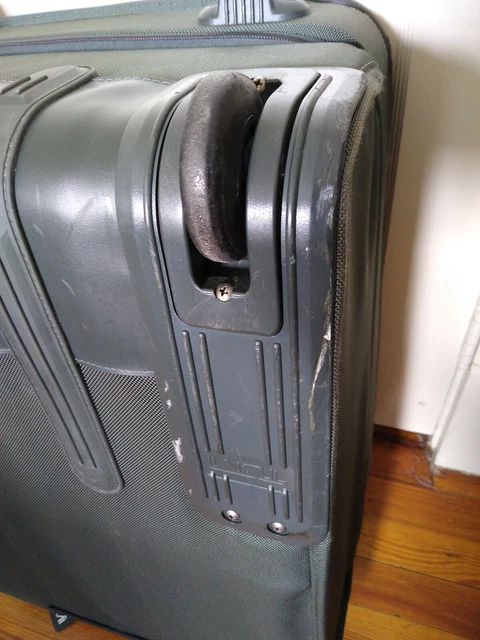 TUMI 2283M3 Green Ballistic Nylon 25" Upright Rolling Wheeled Suitcase With Lock 8