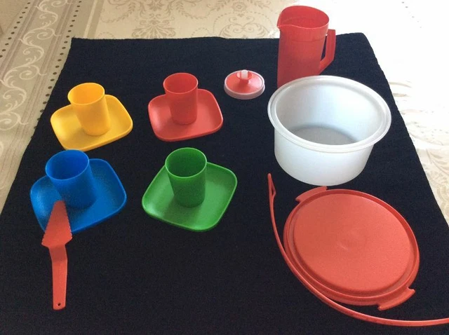 LOT J22 TUPPERWARE Feuille Patisserie Trio Deco Emporte Piece Ustensile