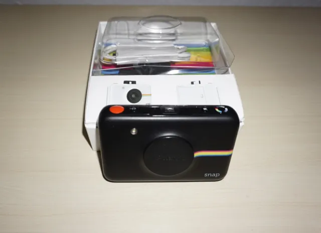 Polaroid Snap Digital Instant Kamera mit ZINK Zero Ink Technologie, Schwarz