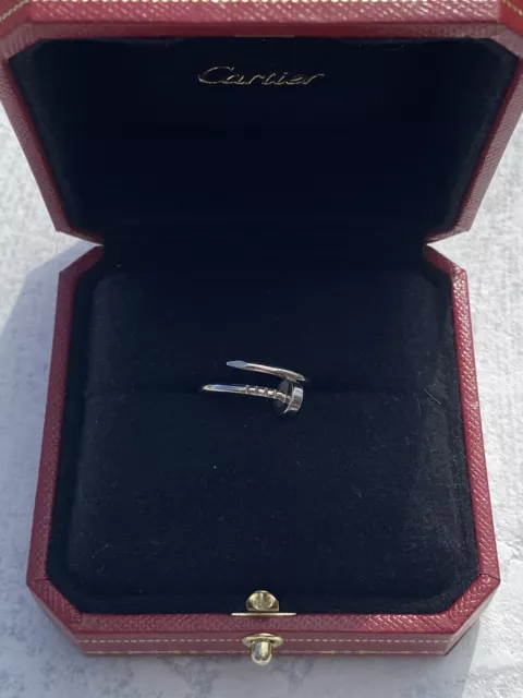 Bague juste sale un clou pm