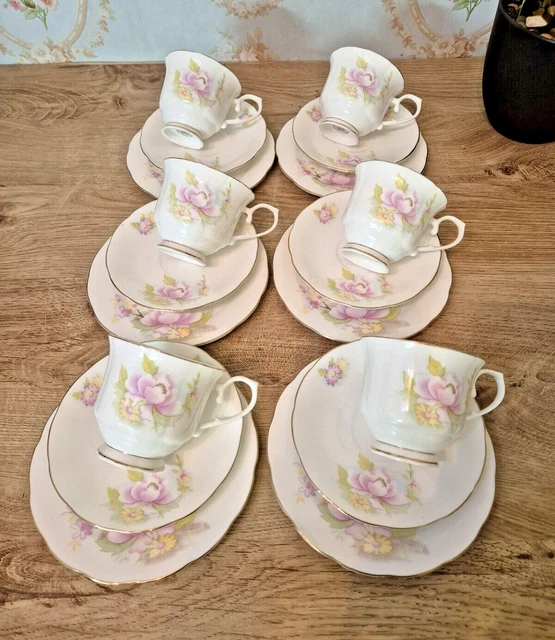SET OF Royal Wessex Fine Bone China 