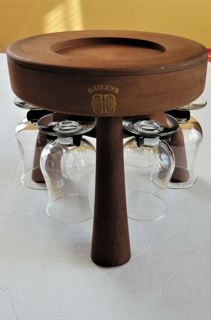 Vtg Baileys Irish Cream Wood 6 Slot Rack Caddy Milk Stool 6 Logo Cordial Glasses