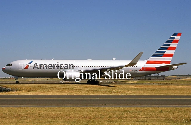 N386aa AIRCRAFT SLIDE - American B.767-300 N386AA @ PARIS-CDG 01.08.1993 (A013 ...