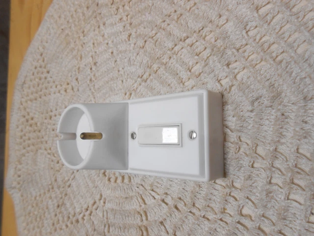 Boitier pour interrupteur et prise