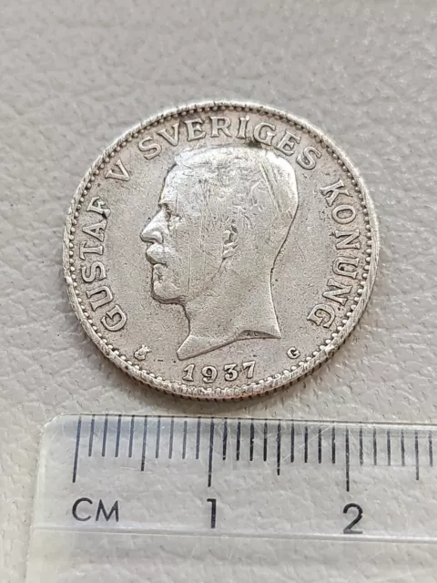 A 1937 Sweden Silver 1 Kr One Krona Coin