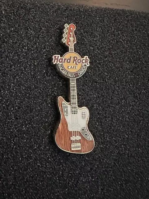 Hard Rock Cafe Pin NIAGARA FALLS CANADA- 2010 Fender Era Series Guitar - LE 200