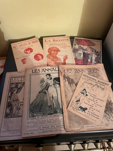 Lot De Partitions Et Revues Anciennes