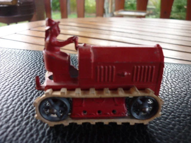 RARE. AUTAJON ET ROUSTAN. Tracteur à chenilles. Made in france. Années