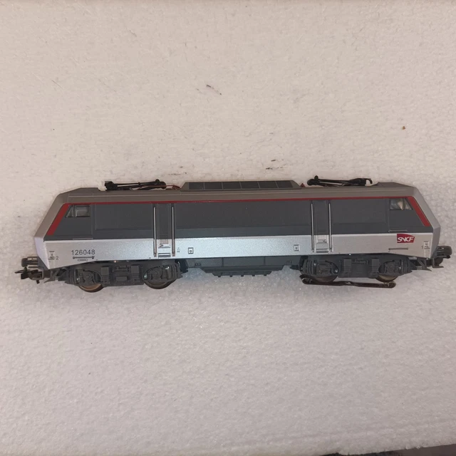 HO] : Locomotive électrique BB 36008, livrée rouge, logo Carmillon, Ep