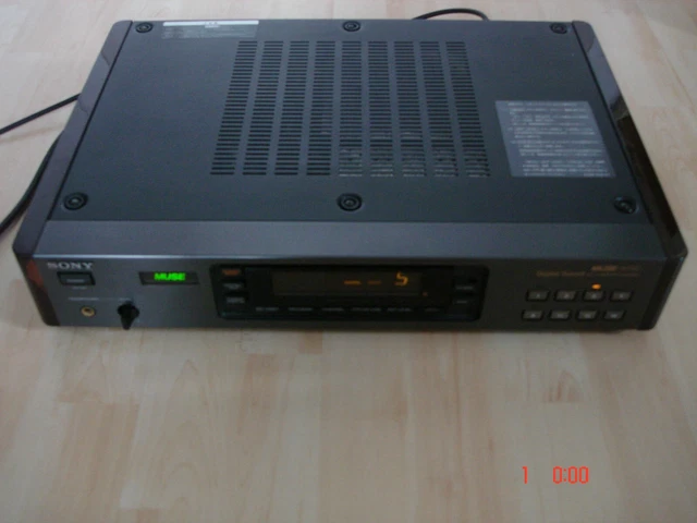 HI VISION LD MUSE-NTSC DownConverter Sony SAT-MN5000, 100 V