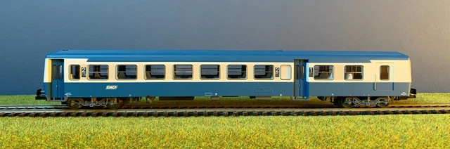 Autorail Jouef HO + Rimorchio SNCF X 4717 - Livrea Argento E Blu - Modellismo Ferroviario