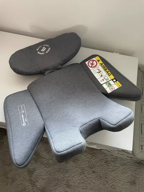 Maxi Cosi Mica Car Seat Newborn Insert - Grey