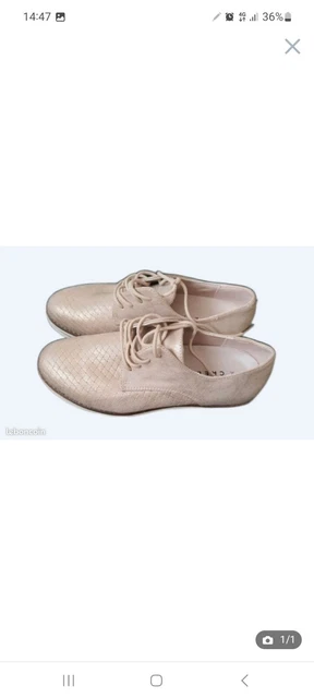 Paire De Chaussures Creeks