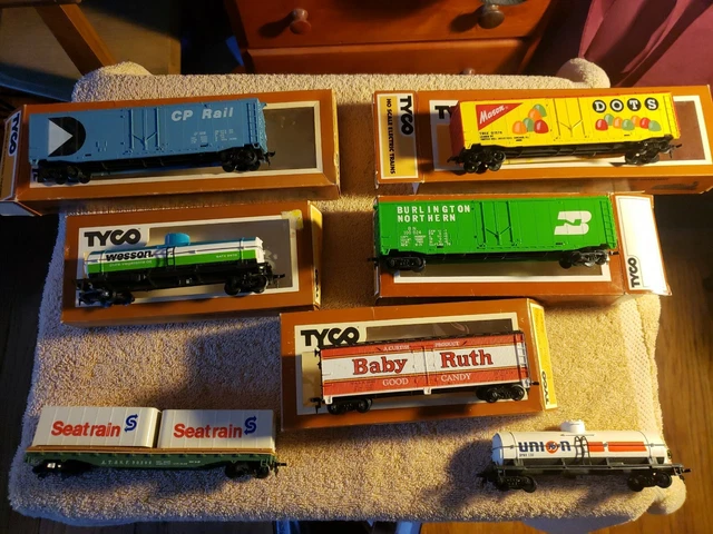 Lot of 7 Vtg Tyco Wesson Dots Baby Ruth Seatrain union Rail Electric Train Car