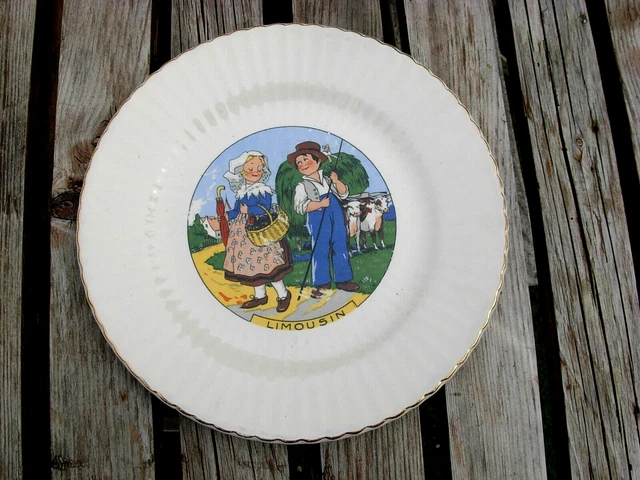 Ancienne petite assiette plate, décor enfantin Germaine Bourret, porcelaine