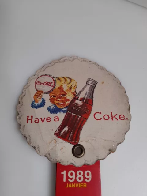 Ancien calendrier vintage Coca-Cola 1989, modèle français peu courant. 2