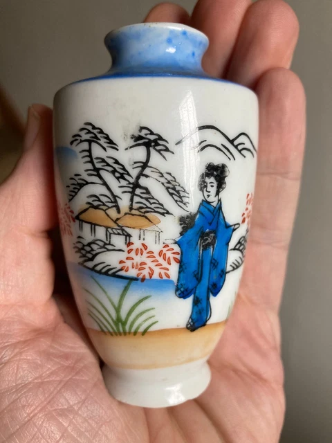 Vintage Action-Lobeco Japanese Hand-Painted 3.5" Vase