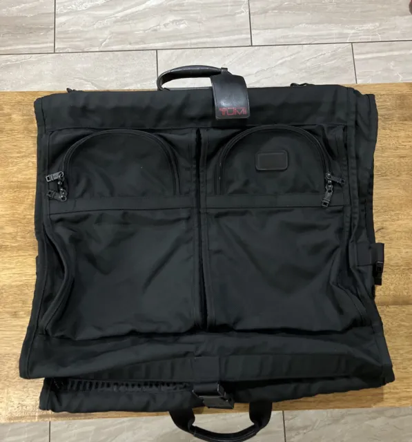 TUMI Garment Bag Travel Black Luggage Cover Full Suits Bifold Nylon 228D3