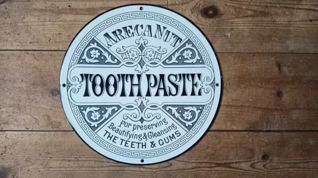 Antique Vintage Design Metal Enamel Sign Pot Lid Tooth Paste Arts Crafts