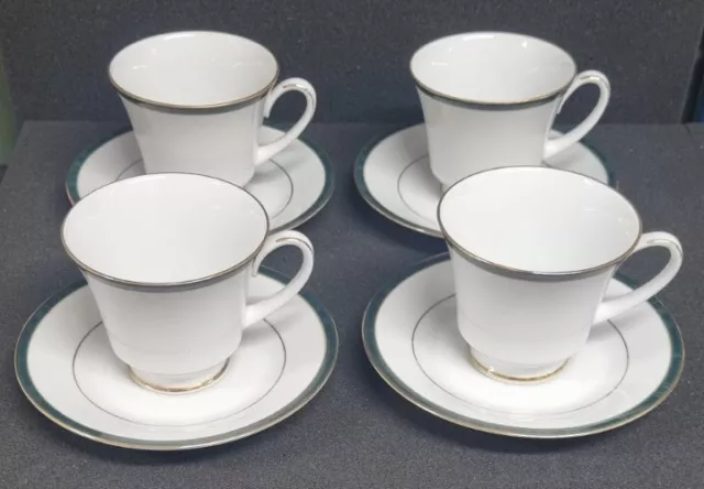 Vintage Boots Hanover Green 4 X Cups And Saucers New Unused