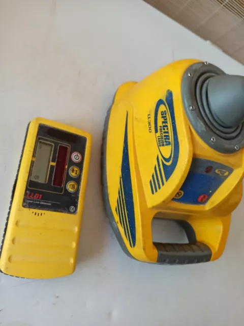 SPECTRA PRECISION LL300 Laser Level