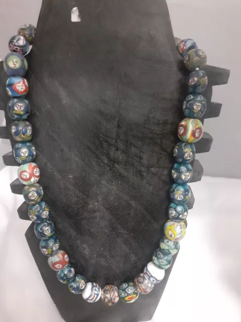 ANCIEN COLLIER AFRIQUE et PERSE XIXe PERLES DE TROC VÉNITIEN MILLEFIORI MURANO