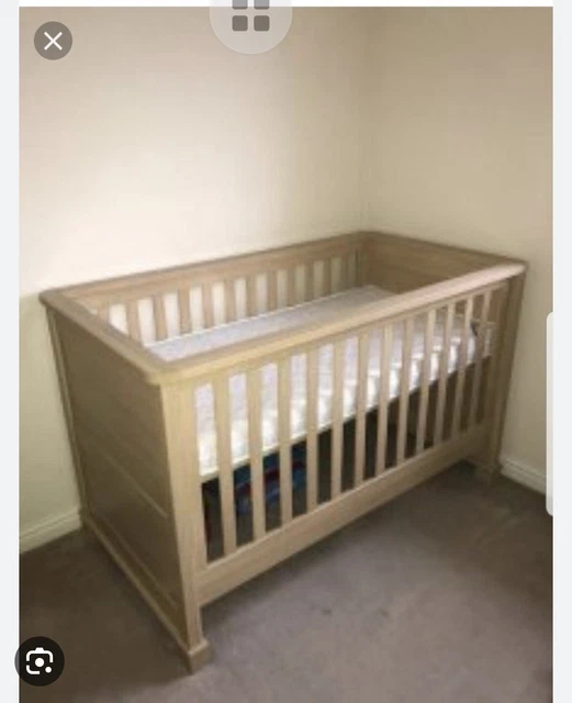 MAMAS AND PAPAS Horizons Cotbed In Great Condition Used 70.00