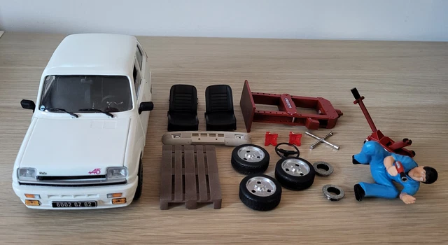 Lot 1/18 Renault 5 " Alpine Turbo " R5 + Accessoires et figurine pour diorama