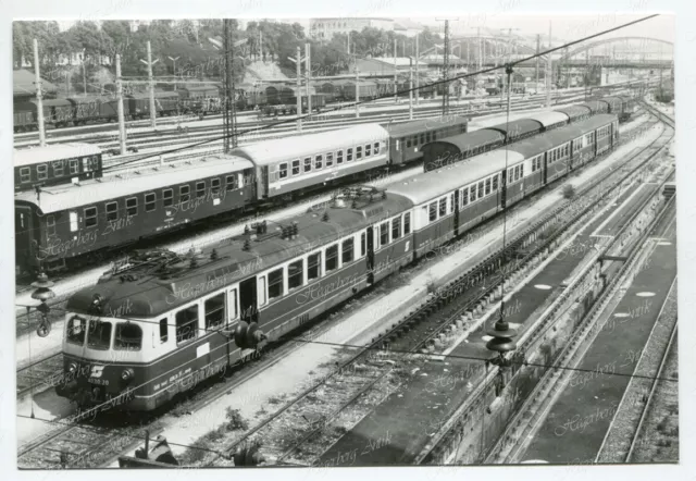PE Foto Eisenbahn ÖBB BBÖ E-Lok Elektrolok 4030.20 Zf Wien West 15.8.1976 (A529)