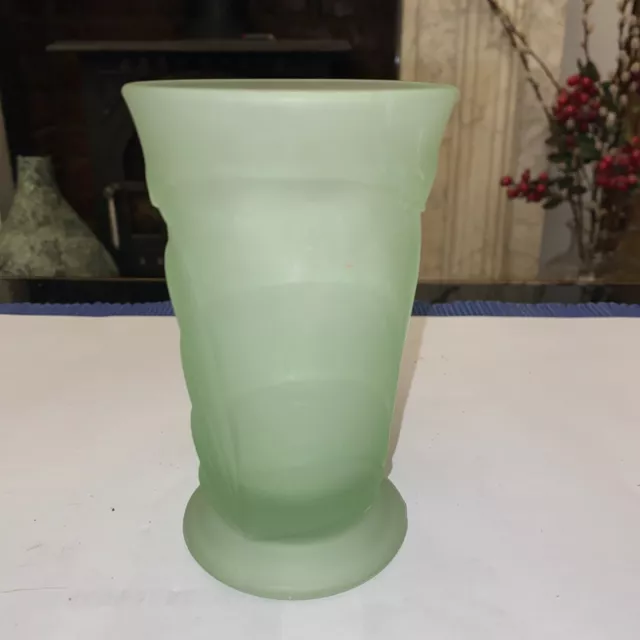 Bagley #3153 Art Deco Frosted Green Glass 'Osprey' Vase