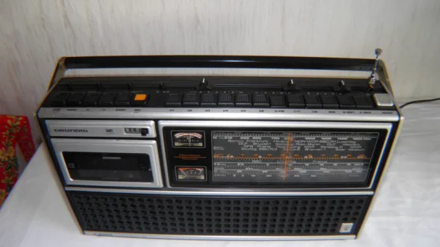 Grundig Radio Recorder C 8000 voll funktionsfähig, überholt,Vintage guter. Zustd