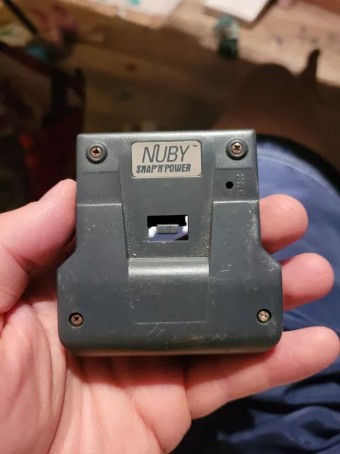 Nuby Snap n Power And Light for Nintendo Game Boy System Untested