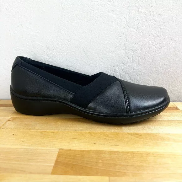 NEW CLARKS CORA Charm Black Leather Slip On Shoes Flats Women's Size 7. ...