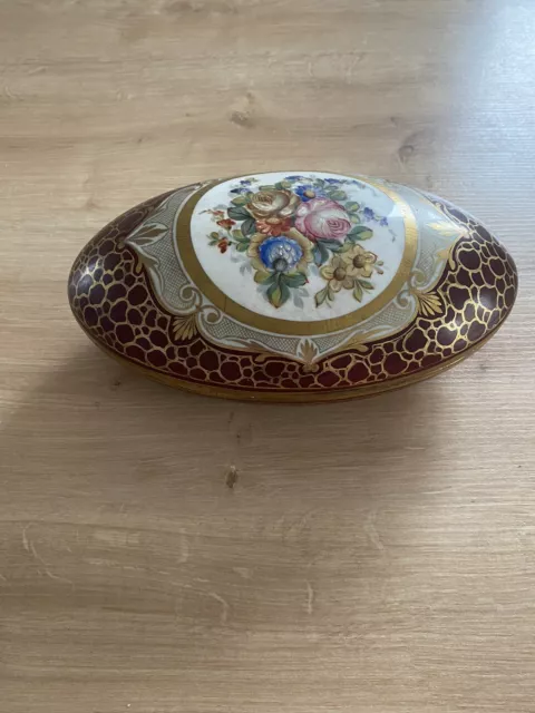 Superbe boîte à bijoux porcelaine ou bonbonnière ancienne ! Signé 3