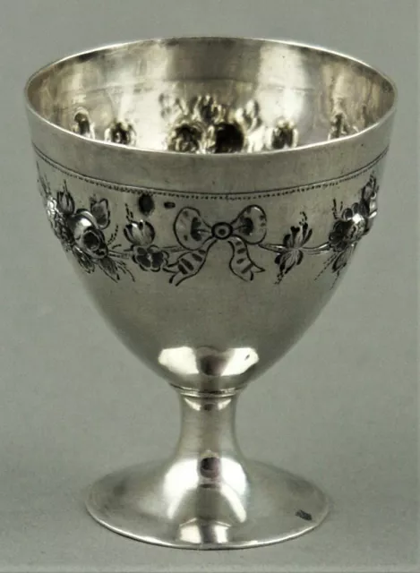 Antiker Eierbecher Silber 950 Frankreich 1 von 2 Rosen Schleifen egg cup (61) 2