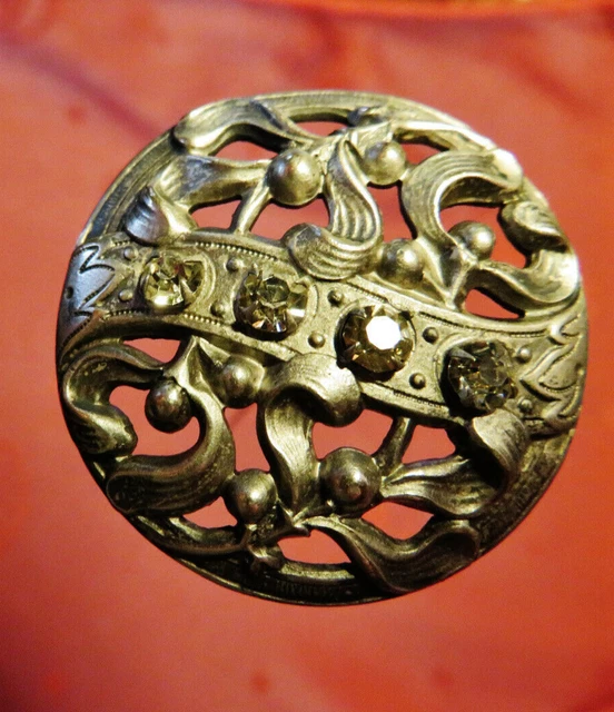 Collier argent, pavage de marcasites sur forme typique de l'Art Déco