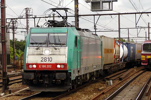 F10 6x4 Glossy Photo SNCB Class 28 2810 @ Antwerpen Berchem