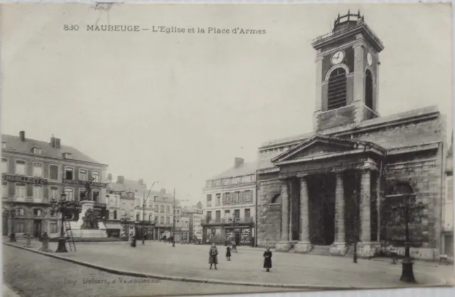 MAUBEUGE 59 cpa l'Eglise et la Place d'Armes Animée Good Condition 1910
